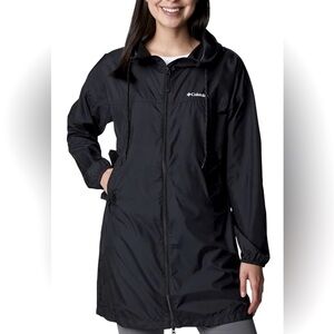 Columbia flash challenger long rain shell jacket. Black.  Size xs
